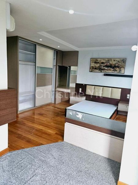 Room (Landed) for Rent in  Ah Soo Walk - Image 5